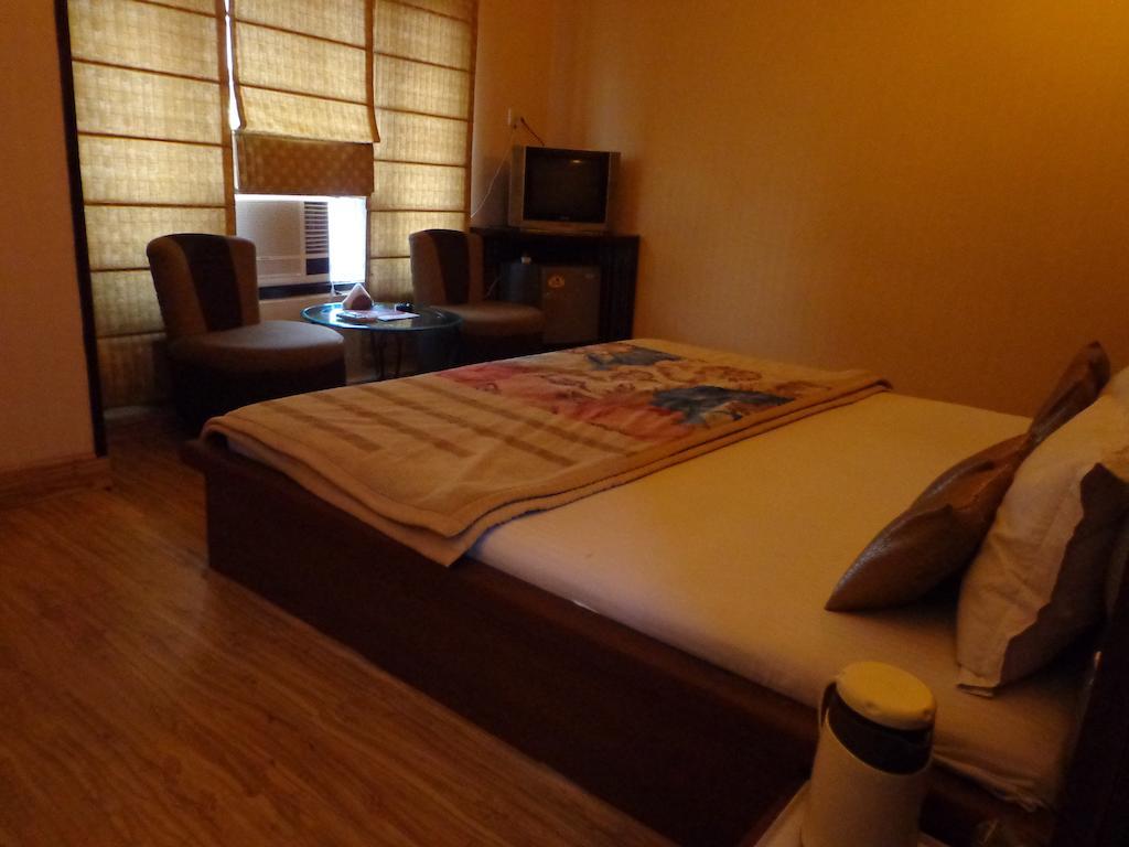 Aashyana Hotel Alwar Exterior foto